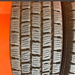 ICE FRONTAGE アイスフロンテージ 145/80R12 80/78N LT 2020年製造(3本) 2021年製造(1本) スタッドレス　中古タイヤ　4本セットの画像