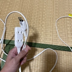 電源コードの画像