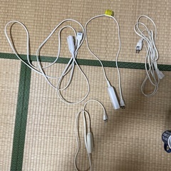 電源コードの画像