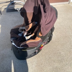 エールべべ　クルッと　チャイルドシートの画像