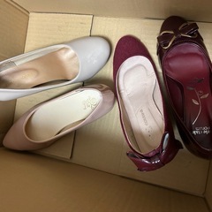 12/30AMまで受付！黒スカート2.ズボン1.パンプス24くらい8足、まとめて引き取っていただける方！の画像