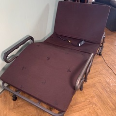 ＹＡＭＡＺＥＮ　折りたたみベッド　ダークブラウンの画像