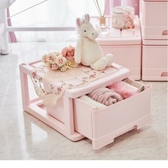 急募　収納ケース　ピンクの画像