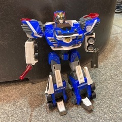 トミカ⭐️ドライブベッド⭐️変形ロボットの画像