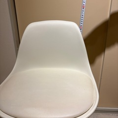 カウンターチェアーの画像