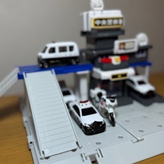 トミカ　警察車両　6台　ビルドシティ　警察署　パトカー　白バイ　タカラトミーの画像