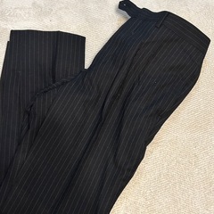 メンズスーツの画像