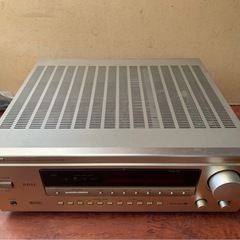 DENON デノン AV サラウンドレシーバー  AVR-2700  状態は、写真をご確認ください。 通電のみ確認しています。  中古品となりますので、ご理解のうえお取引きよろしくお願い致します。の画像