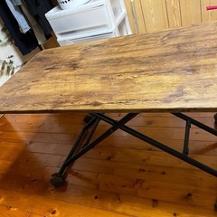 【セット】木製テーブル昇降式＋2人掛けソファ｜自宅まで引き取り希望の画像