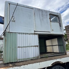 コンテナ　倉庫 の画像