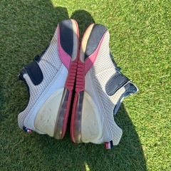 スニーカー 19.5cmの画像