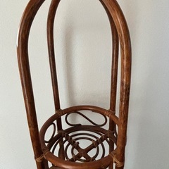 籐の花台　2段フラワースタンド　棚の画像