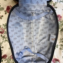 cuties and pals ペンギン キャリーケースとバックパックの画像