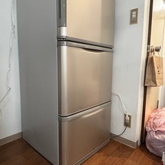 シャープ　冷蔵庫の画像