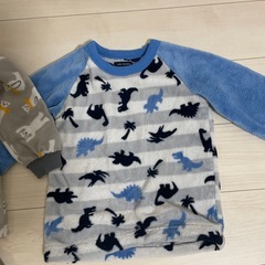 120センチ　フリースパジャマの画像