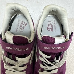 ニューバランススニーカー 19.5cmの画像