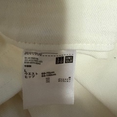 ユニクロ　白　の画像