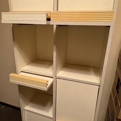 雑誌収納棚の画像