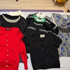 バッグ洋服11点セットの画像