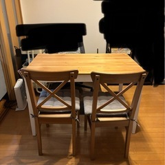 IKEA ダイニングセットの画像