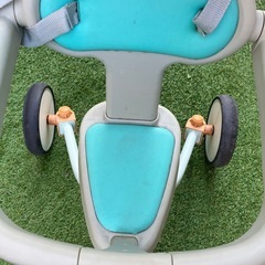 子供用三輪車の画像