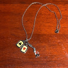 ネックレスの画像