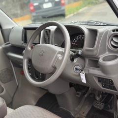 スズキ　エブリィ　令和1年　走行距離6万キロ　車検2年間　4速AT  ナビ　キーレスの画像