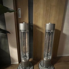 遠赤電気ストーブ　2台ありますが1台の価格。　　の画像