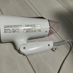 ほぼ新品パナソニック ヘアードライヤー イオニティ EH-NE3A-Pの画像