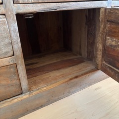 アンティーク風木製キャビネット ACME Furnitureの画像