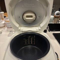 象印　5.5合  炊飯器の画像