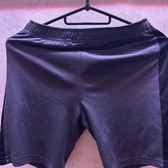 スポーツTシャツ上下130の画像