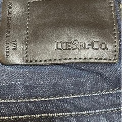 ディーゼルダメージ加工ジーンズ美品の画像