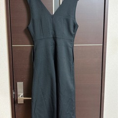 【GU】ネックジャンパードレスの画像