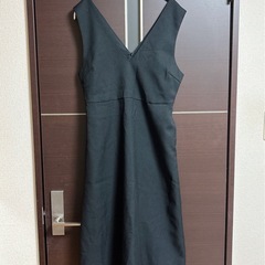 【GU】ネックジャンパードレスの画像