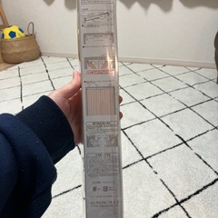 【募集中】伸ばしてつっぱるカーテンレール　ホワイト　新品未開封の画像