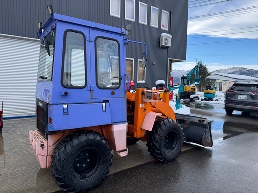 タイヤショベル ホイールローダー 除雪機 LX20 中古　 
