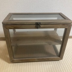 【木製収納ケース・ガラスショーケース 2点セット】の画像
