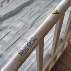 ベビーベッド(アリス)白、モビール、アーム、オルゴールセットの画像