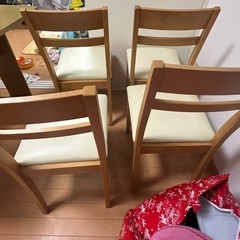 【無料】ニトリ ダイニングテーブル＋イス4脚 まとめての画像