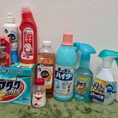 テレビ、ブルーレイ兼DVDレコーダー、テレビ台、消耗品セットの画像