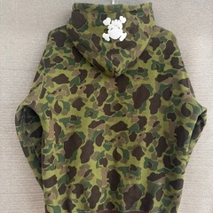 SANTASTIC! 迷彩柄 フード付きパーカー Mの画像