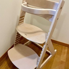 ベビーチェアの画像