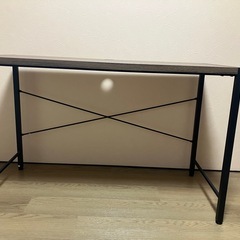 パソコンデスク
の画像