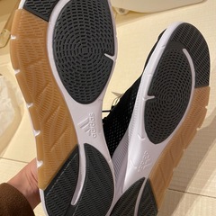 adidasシューズの画像