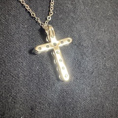 クロスネックレスの画像