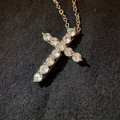 クロスネックレスの画像