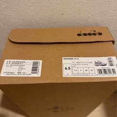 【新品未使用】定価24200円Diadoraスニーカー靴グレーの画像