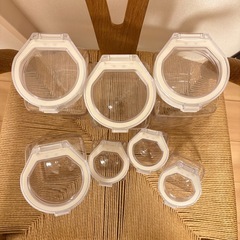 ワンプッシュキャニスター　7個セットの画像