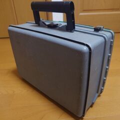 中古タックルボックスの画像